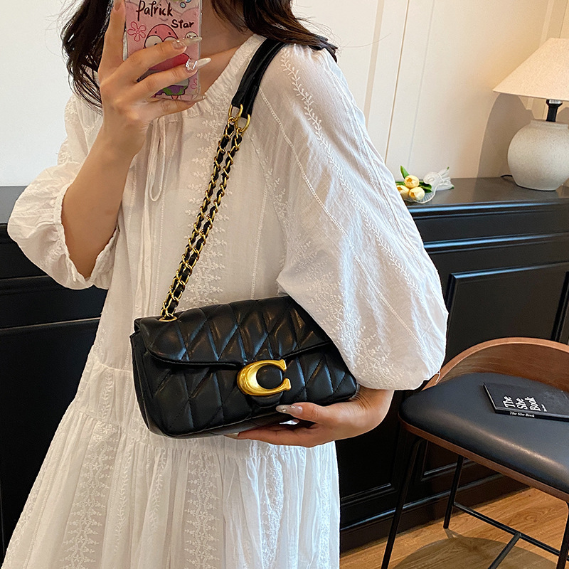 Women Quilted Leather Shoulder - Interior Design Gold 评论和价格