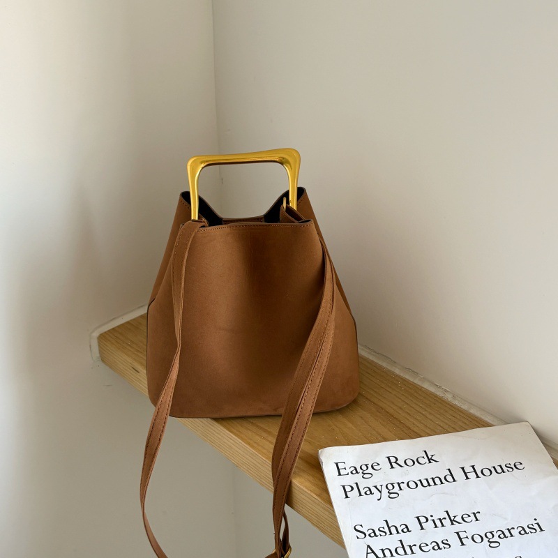 Luxury Suede Bucket Bag Women  - Interior Design Gold 评论和价格