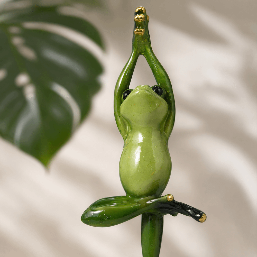 Resin Yoga Pose Amphibian Resi - Interior Design Whimsical 评论和价格